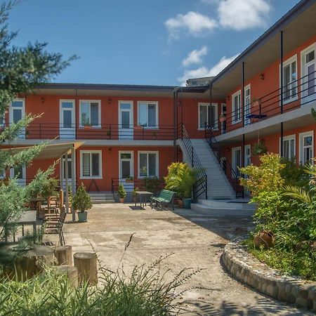 Pavillion Guest House Batumi Exterior foto