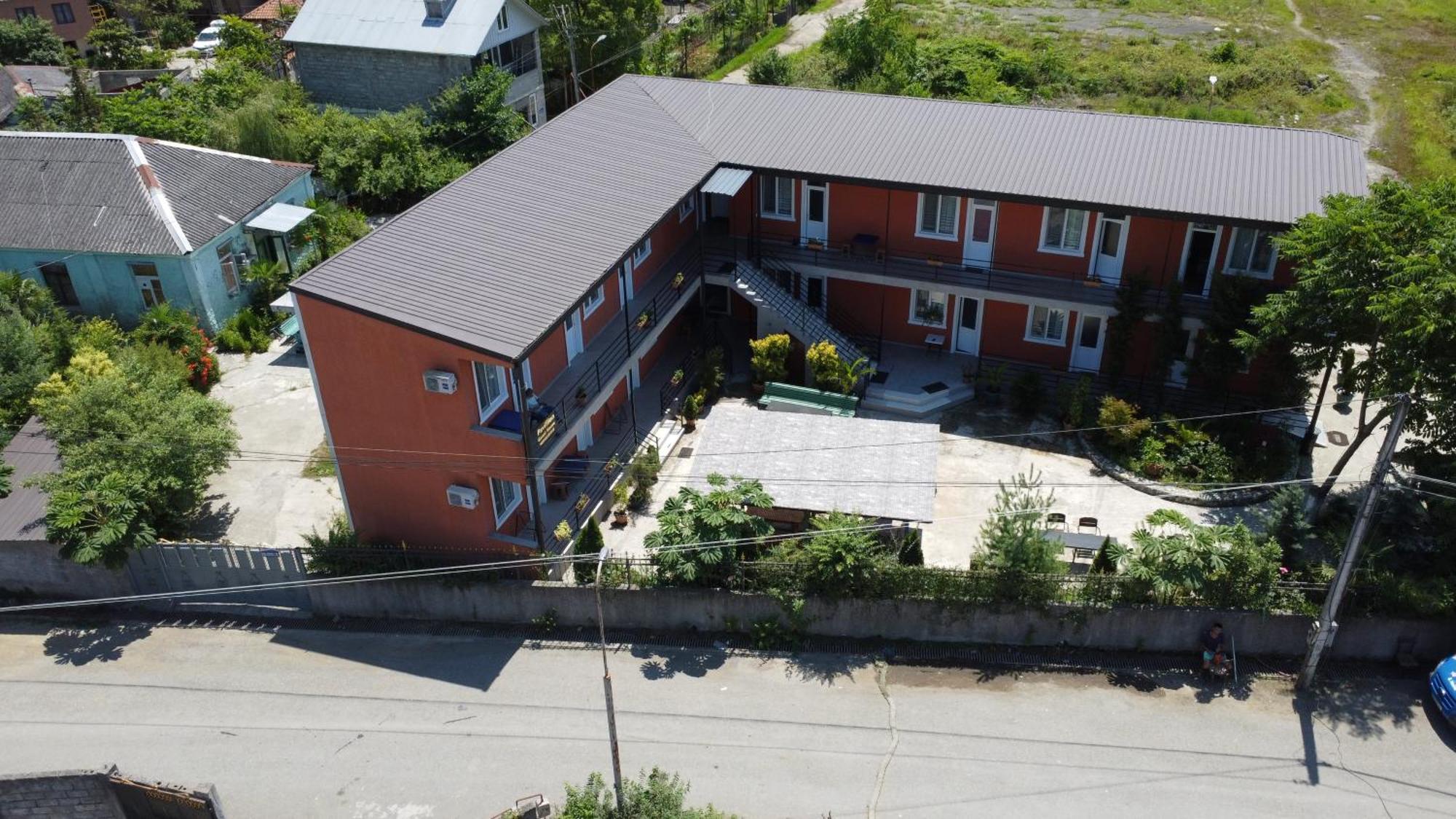 Pavillion Guest House Batumi Exterior foto
